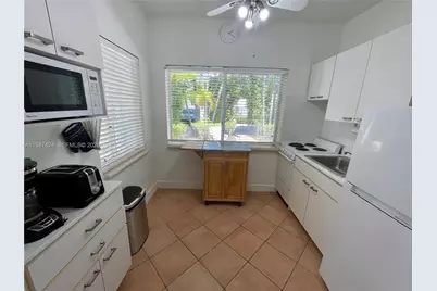 8036 Harding Ave #1, Miami Beach, FL 33141 - Photo 21