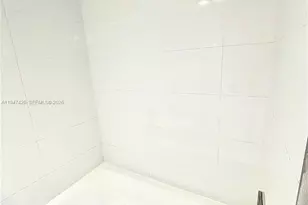 20335 W Country Club Dr, Aventura, FL 33180 - Photo 15