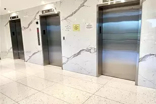 20335 W Country Club Dr, Aventura, FL 33180 - Photo 7