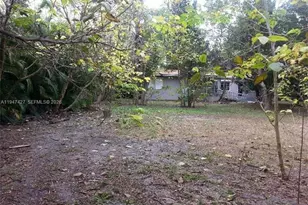 2447 Pierce St, Hollywood, FL 33020 - Photo 3