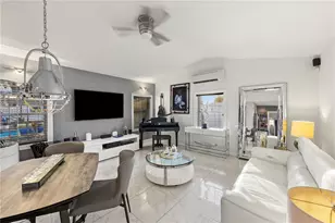 117 SW 6th St, Hallandale Beach, FL 33009 - Photo 7