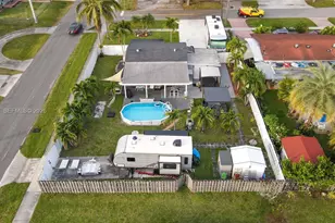 117 SW 6th St, Hallandale Beach, FL 33009 - Photo 37