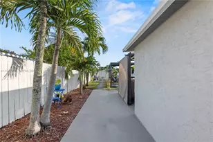 117 SW 6th St, Hallandale Beach, FL 33009 - Photo 33