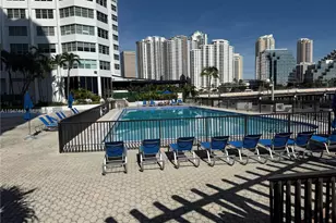 825 Brickell Bay Dr, Miami, FL 33131 - Photo 11