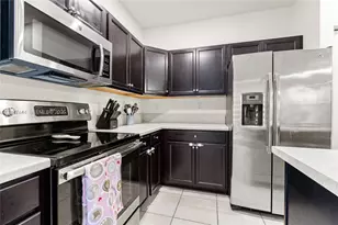 77 NE 37th Pl, Homestead, FL 33033 - Photo 11