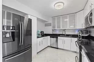 2851 NE 183rd St, Aventura, FL 33160 - Photo 9