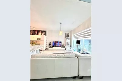 133 NE 2nd Ave #208, Miami, FL 33132 - Photo 9