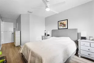 2149 W Discovery Cir W, Deerfield Beach, FL 33442 - Photo 41