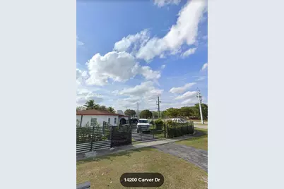 14200 Carver Dr, Miami, FL 33176 - Photo 3
