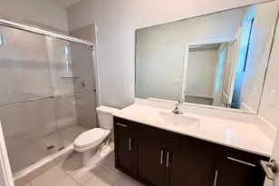 20714 NE 5th Ct, Miami, FL 33179 - Photo 11