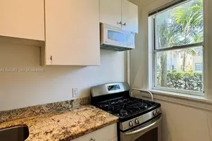 900 16th St, Miami Beach, FL 33139 - Photo 35