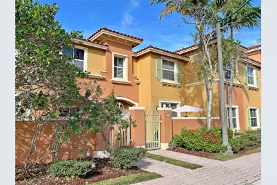 910 SW 143rd Ave #2004, Pembroke Pines, FL 33027 - Photo 15