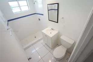 7950 Tatum Waterway Dr, Miami Beach, FL 33141 - Photo 11