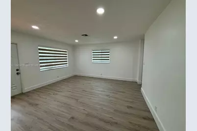 4715 NW 44th St, Tamarac, FL 33319 - Photo 5