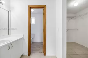 13723 SW 160th Terrace, Miami, FL 33177 - Photo 23