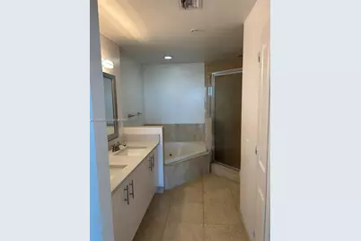 7910 Harbor Island Dr #408, North Bay Village, FL 33141 - Photo 7