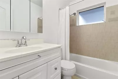 1541 NW 83rd Way, Pembroke Pines, FL 33024 - Photo 21