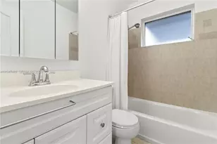 1541 NW 83rd Way, Pembroke Pines, FL 33024 - Photo 21