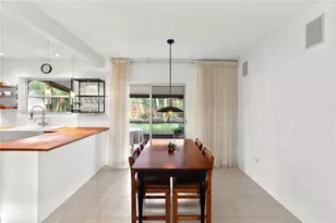 1541 NW 83rd Way, Pembroke Pines, FL 33024 - Photo 15