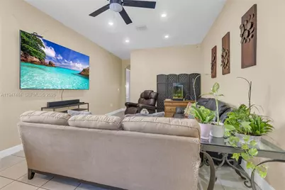 8612 Buckskin Mnr #5-8, Davie, FL 33328 - Photo 5