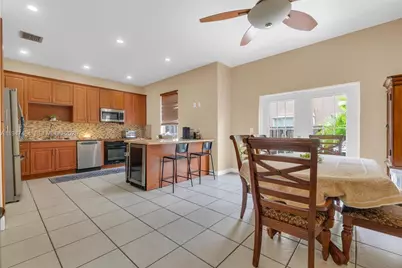 8612 Buckskin Mnr #5-8, Davie, FL 33328 - Photo 11