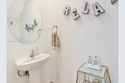 1526 SW 29th St, Fort Lauderdale, FL 33315 - Photo 23