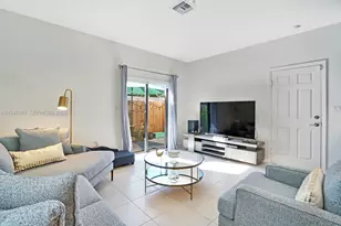 1526 SW 29th St, Fort Lauderdale, FL 33315 - Photo 9