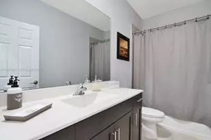 1526 SW 29th St, Fort Lauderdale, FL 33315 - Photo 13