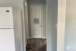 921 N 17th Ct, Hollywood, FL 33020 - Photo 37