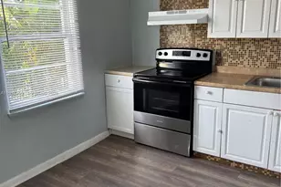 921 N 17th Ct, Hollywood, FL 33020 - Photo 23