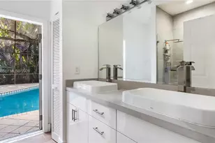 2633 Oakbrook Dr, Weston, FL 33332 - Photo 23