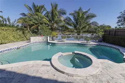 5901 NW 110th Ct, Doral, FL 33178 - Photo 29