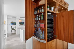 1331 Brickell Bay Dr, Miami, FL 33131 - Photo 17