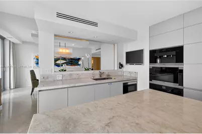 1331 Brickell Bay Dr #3811, Miami, FL 33131 - Photo 15