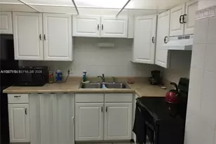 2821 N Miami Beach Blvd, North Miami Beach, FL 33160 - Photo 15