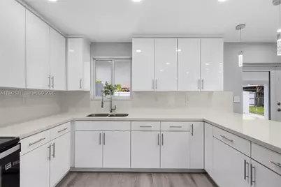 1011 NE 196th St, Miami, FL 33179 - Photo 7