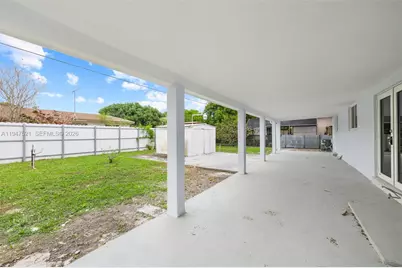 1011 NE 196th St, Miami, FL 33179 - Photo 27