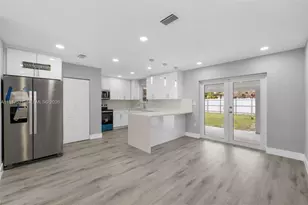 1011 NE 196th St, Miami, FL 33179 - Photo 5