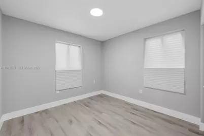 1011 NE 196th St, Miami, FL 33179 - Photo 17