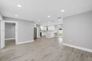 1011 NE 196th St, Miami, FL 33179 - Photo 3