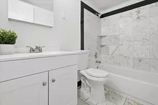 6960 Miami Gardens Dr, Hialeah, FL 33015 - Photo 13