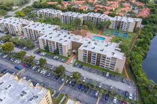 6960 Miami Gardens Dr, Hialeah, FL 33015 - Photo 27