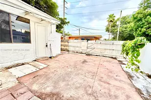 2516 Cleveland St, Hollywood, FL 33020 - Photo 17