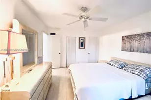 1520 McKinley St, Hollywood, FL 33020 - Photo 9