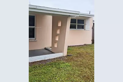 3337 SW 44th Ct, Dania Beach, FL 33312 - Photo 5