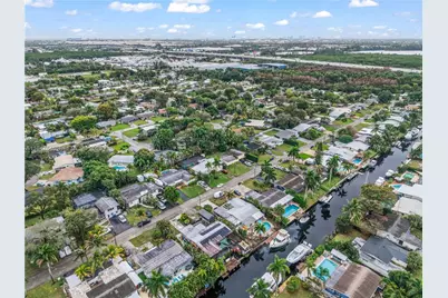 2455 Flamingo Ln, Fort Lauderdale, FL 33312 - Photo 43