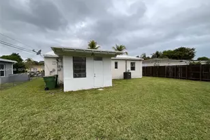 1240 NE 143rd St, North Miami, FL 33161 - Photo 9