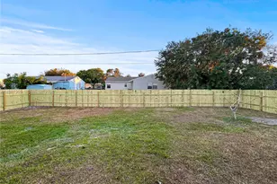 912 SE Martin Luther King Jr Blvd, Stuart, FL 34994 - Photo 39