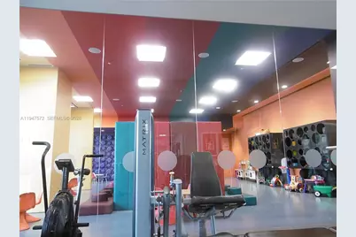 68 SE 6th St #1702, Miami, FL 33131 - Photo 41