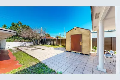 151 W 44th St, Hialeah, FL 33012 - Photo 39